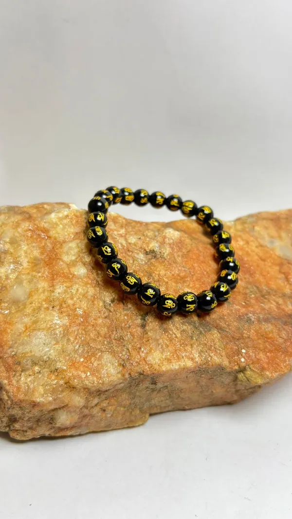 Black_&_Gold_Shielding_From_Negative_Energies_Bracelet