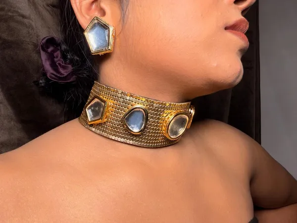 Manke_Sheesh_Darpan_Choker_Set
