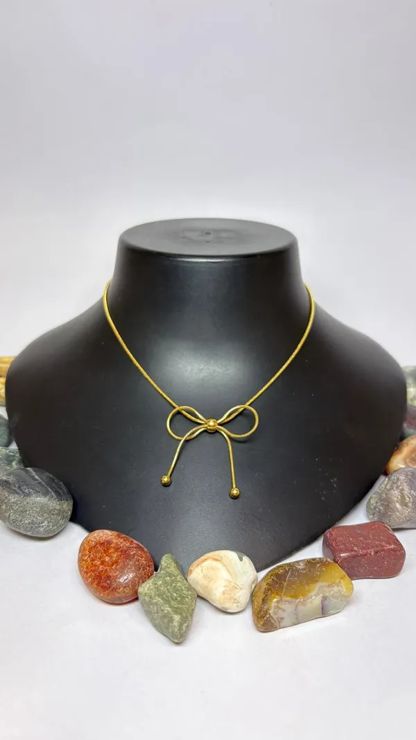 Gold_Plated_Bow_Chain_Pendant_For_Women