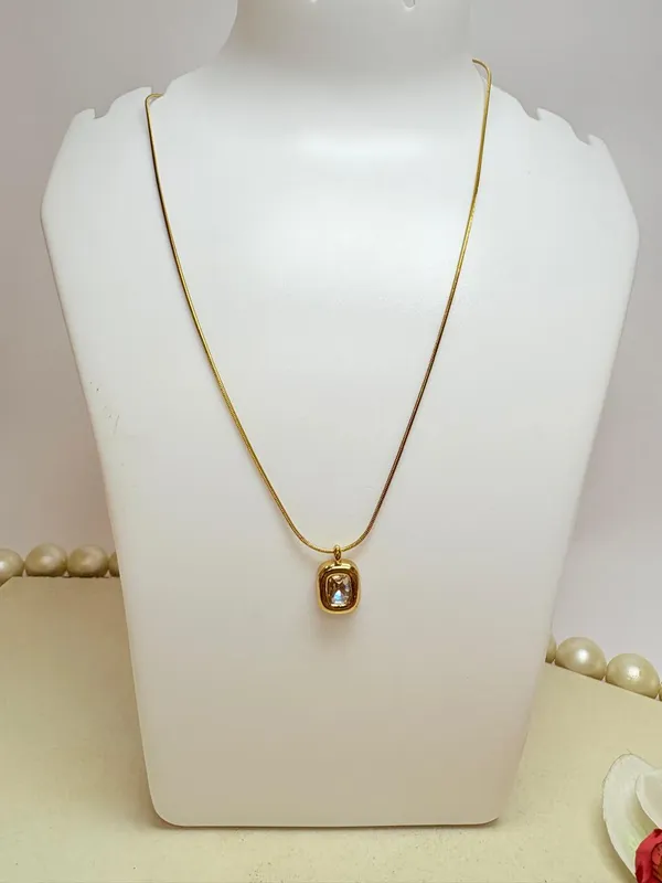 Gold_Plated_Cz_Stone_Chain_Pendant