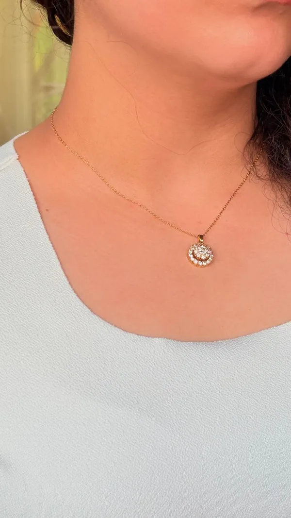 Gold_Plated_Cz_Stone_Revolving_Pendant_Chain