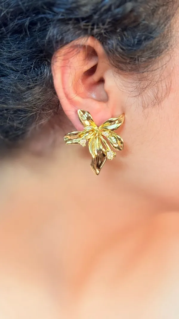 Gold_Plated_Flower_Western_Stud_Earrings