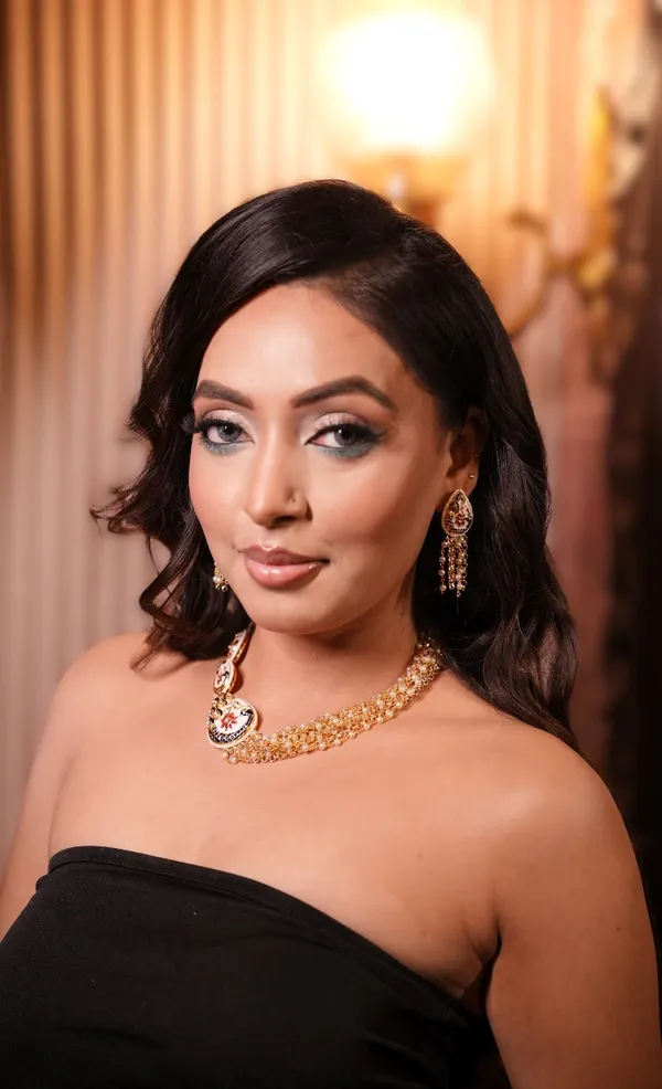 Golden_Peacock_Pattern_Necklace_Earring_Set