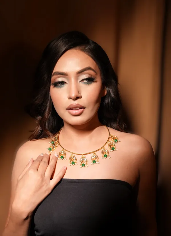 Emerald_Stone_Gold_Plated_Necklace