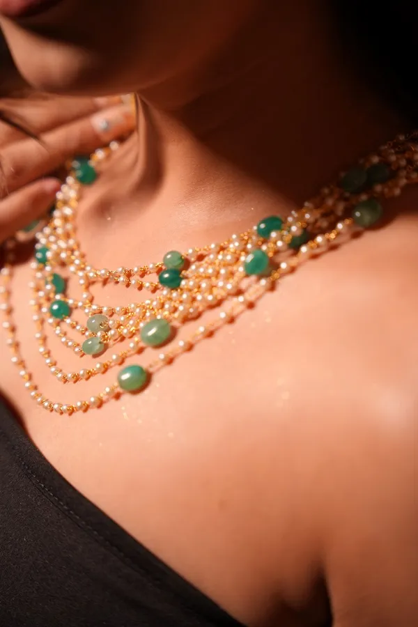 manke_layered_pearl_with_semiprecious_green_stone_mala