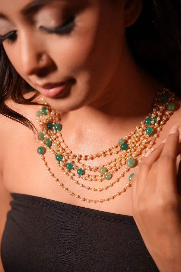 manke_layered_pearl_with_semiprecious_green_stone_mala