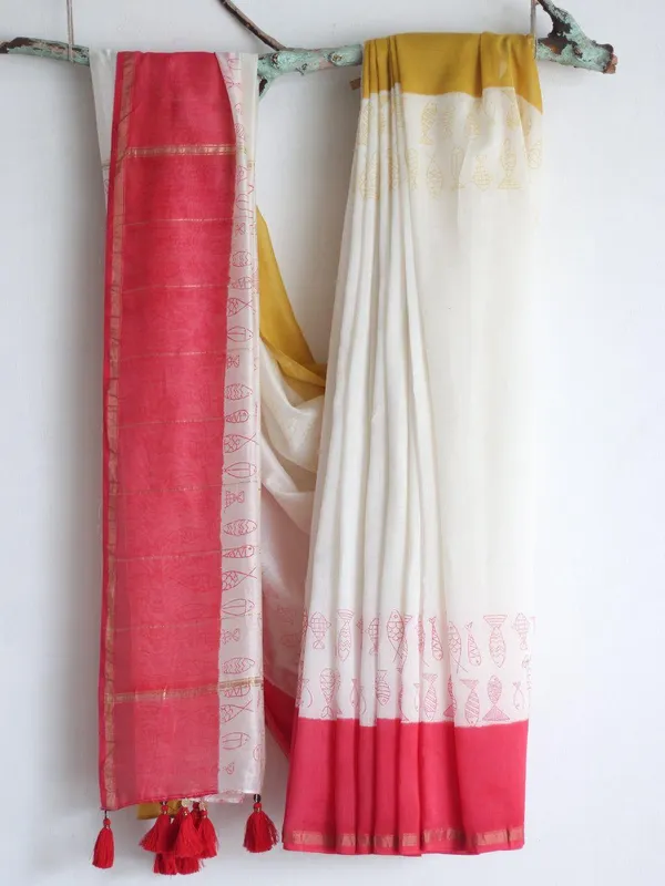 Mashroom_Linen_Mul_Cotton_Saree-_White.