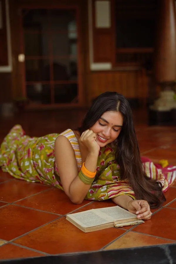 Mashroom_Linen_Mul_Cotton_Saree_-_Pistachio_Green