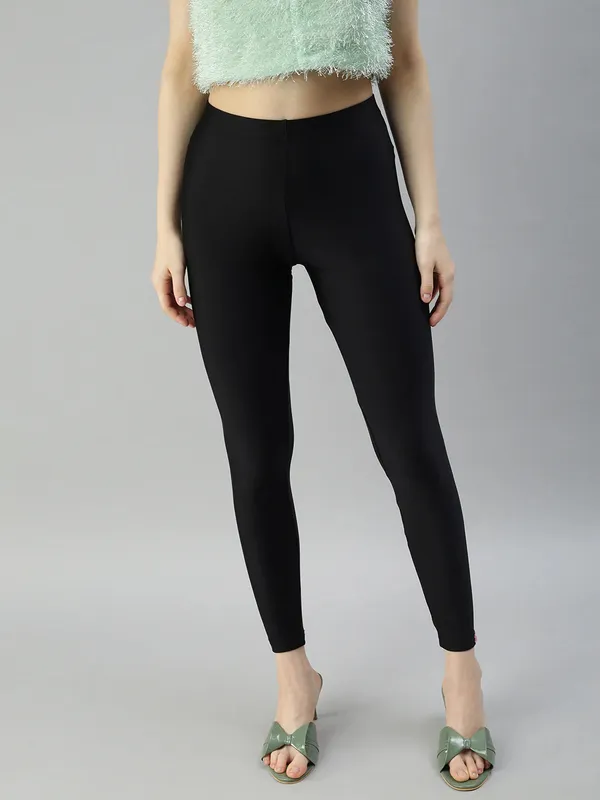 Black_Stretchable_Shimmer_Leggings_For_Women_Soft,_Breathable_&_Skin-Friendly