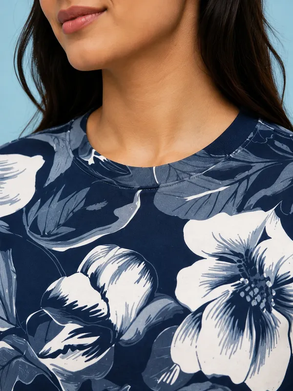 Women's_Oversized_Floral_Printed_T-Shirt