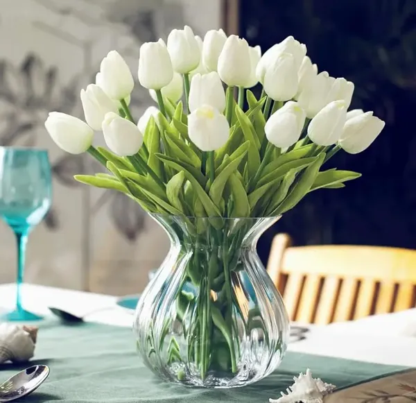 Artificial_Tulip_Flowers_Bunch_Set_of_5_Stems_|_Real_Touch_White_Tulips_for_Home_Decor,_Table_Centrepiece,_Office_&_Gifting