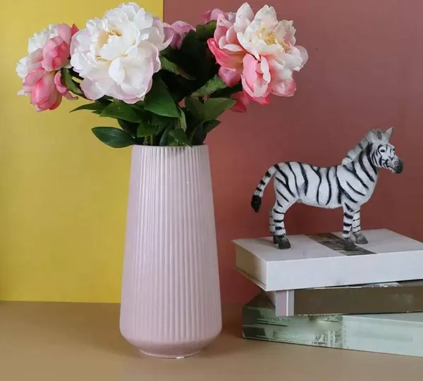 Elegant_Ribbed_Decorative_Flower_Pink_Vase_|_Lightweight_&_Stylish_30cm