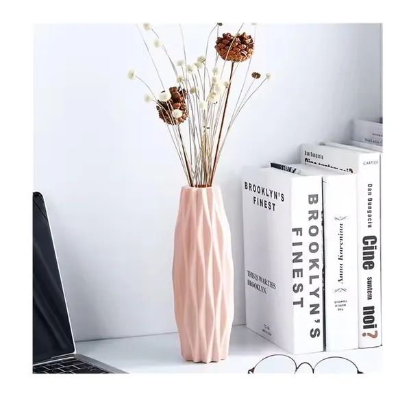 Pink_Modern_Textured_Decorative_Vase_|_Lightweight_&_Customizable_21cm