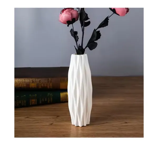 White_Modern_Textured_Decorative_Vase__|_Lightweight_&_Customizable_21cm