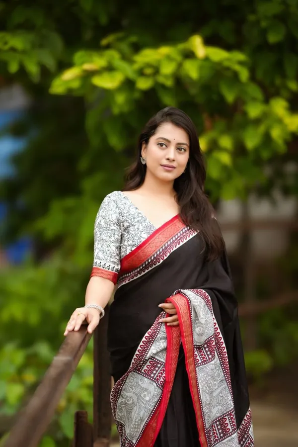 Balck_Madhubani_Style_Soft_Cotton_Saree_For_Women