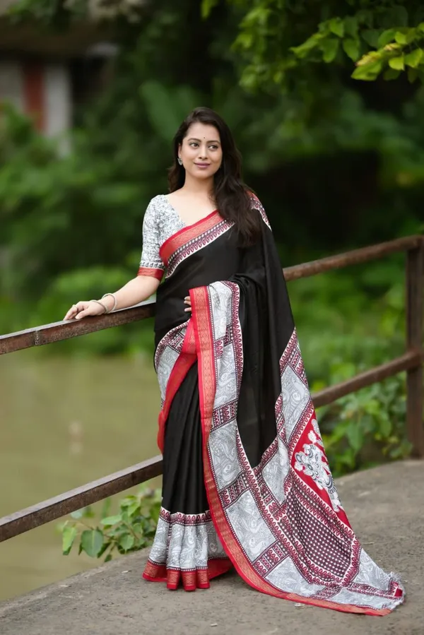 Balck_Madhubani_Style_Soft_Cotton_Saree_For_Women
