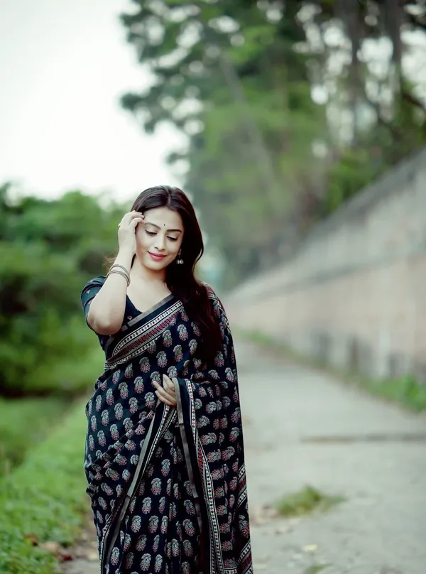Black_Ajrakh_Printed_Cotton_Saree_For_Women