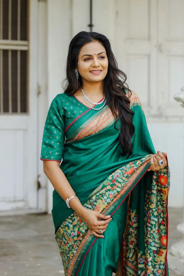 Green_Chanderi_Printed_Saree_For_Women