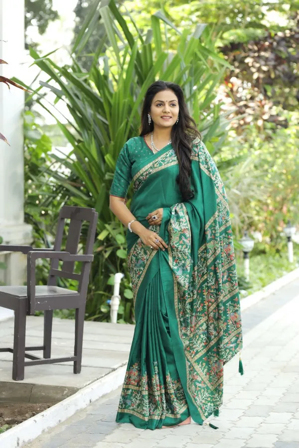 Green_Chanderi_Printed_Saree_For_Women