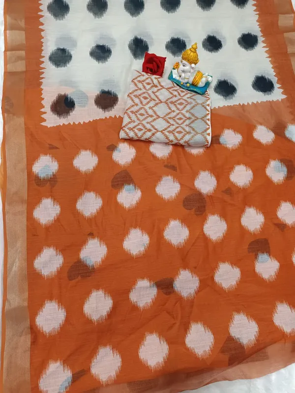 Trendy_White_Linan_Cotton_Saree_With_Black_Polka_Dots_For_Women