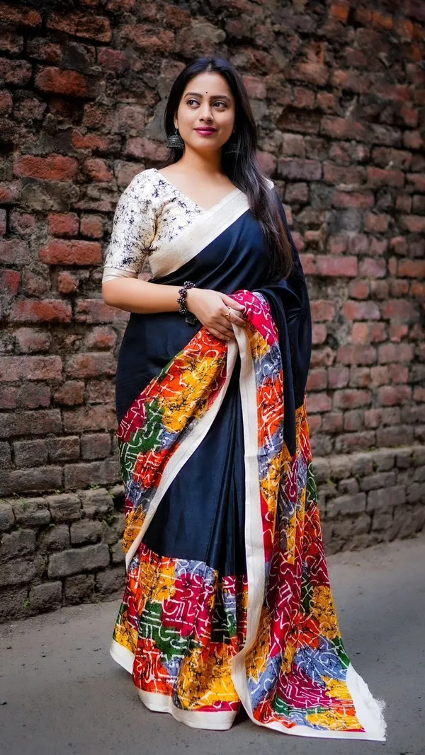 Black_Dola_Silk__Printed_Saree_For_Women