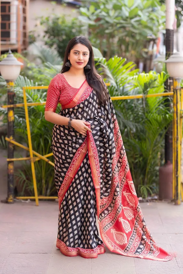 Black_And_Red__Soft_Cotton_Crepe_Ajarakh_Printed_Saree_For_Women