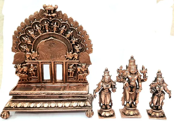 Brownish-Orange_Copper_Idols_Of_God_Srinivasa_Perumal_With_Sridevi_And_Bhudevi_With_Pabhavali_7_Inch,_1.6_Kg,_Patina_Antique_Finish,_Pack_Of_1_Piece