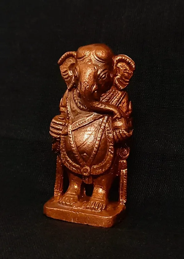 Brown_Handmade_Copper_Idols_Of_Ganesh_2.2_Inches,_130G,_Pack_Of_1_Piece