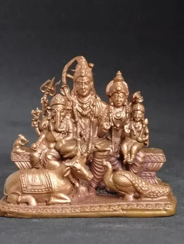 Brown_Copper_Idols_Of_God_Shiva_Parivar,_2.5_Inch,_350G,_Handmade_Idols,_Pack_Of_1_Piece