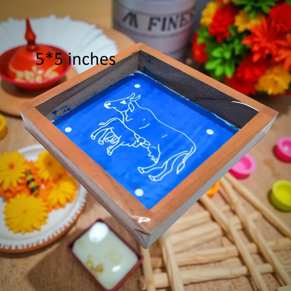 Searchers_Paradise_Komatha_Kolam_Rangoli_Stencil_Wooden,_(5x5_Inches)_Pack_of_1_Piece