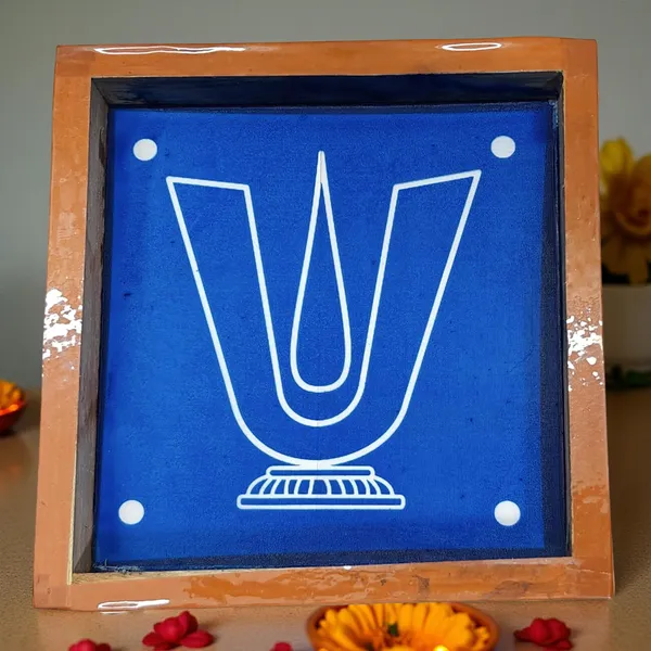 Searchers_ParadiseVadakalai_Namah_Rangoli_Stencil_Wooden_5x5_Inches_Pack_of_1_Piece
