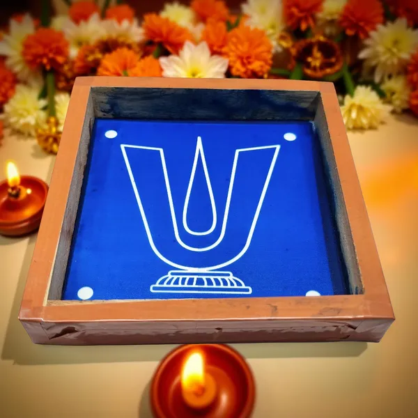 Searchers_ParadiseVadakalai_Namah_Rangoli_Stencil_Wooden_5x5_Inches_Pack_of_1_Piece