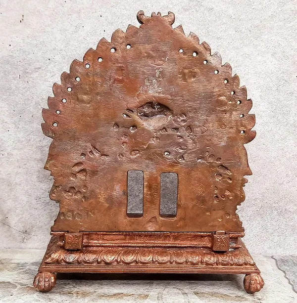 Brownish-Orange_Copper_Idols_Of_God_Srinivasa_Perumal_With_Sridevi_And_Bhudevi_With_Dasavadhara_Prabhavali_By_Searchers_Paradise,_7.2_Inches,_1.8_Kg,_Patina_Antique_Finish,_Pack_Of_4_Piece