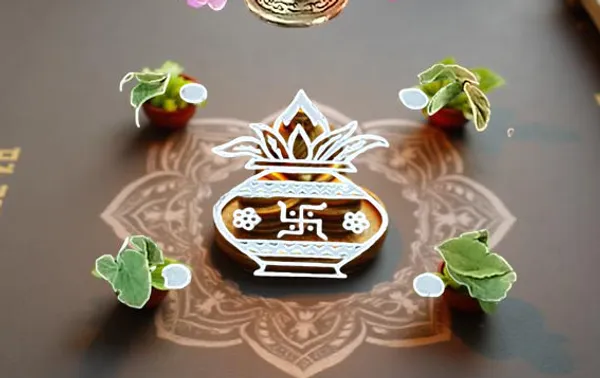 Searchers_Paradise_Kalasam_Rangoli_Stencil_Wooden,_(5x5_Inches)_Pack_of_1_Piece