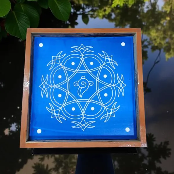 Searchers_Paradise_Iyengar_Padi_Kolam_Rangoli_Stencil_Model_4_Wooden_10x10_Inches_Pack_of_1_Piece