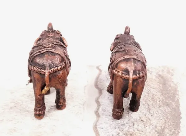 Brownish-Orange_Copper_Idols_India,_1.1_Inches,_Handmade_Paired_Elephant_Idol_125_Gram,_Patina_Antique_Finish,_Pack_Of_2_Piece