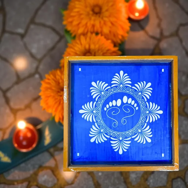 Searchers_Paradise_Lakshmi_Padam_with_Flower_Rangoli_Stencil_Wooden_10x10_Inches_Pack_of_1_Piece