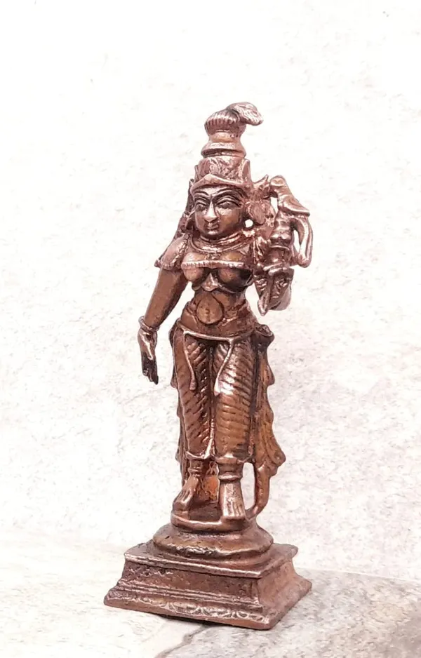 Brownish-Orange_Copper_Idols_Of_God_Andal_By_Searchers_Paradise,_9.4_Cm,_155_G,_Patina_Antique_Finish,_Pack_Of_1_Piece