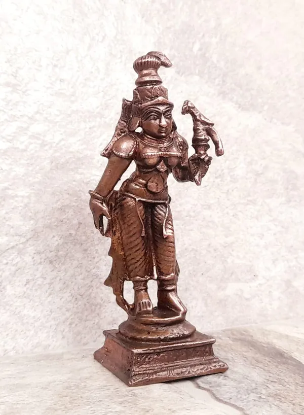 Brownish-Orange_Copper_Idols_Of_God_Andal_By_Searchers_Paradise,_9.4_Cm,_155_G,_Patina_Antique_Finish,_Pack_Of_1_Piece