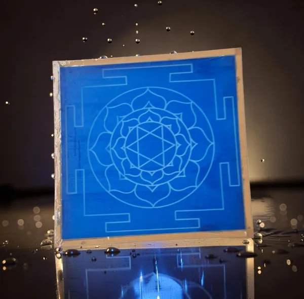 Bhubaneshwari__Yantra___Rangoli_Design_Stencil_Wooden_Frame_pack_of_1_piece