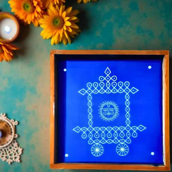 Searchers_Paradise_Ratham_Kolam_Rangoli_Stencil_Wooden_10x10_Inches_Pack_of_1_Piece