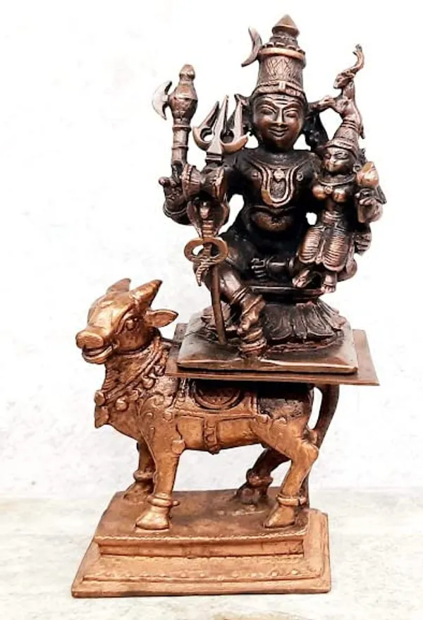 Brownish-Orange_Copper_Idols_Indiaby_3._Inches,_Handmade_Standing_Shiva_Parvathi_Idol_With_Nandi_Vahana_602_Gram,_Combo_Idol,_Patina_Antique_Finish,_Pack_Of_2_Piece