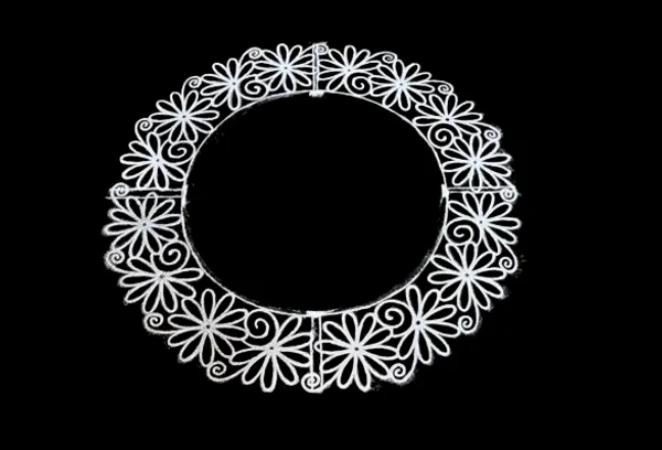 Searchers_Paradise_Semi_Curved_Flower_Rangoli_Stencil_Wooden_9x5_Inches_Pack_of_1_Piece