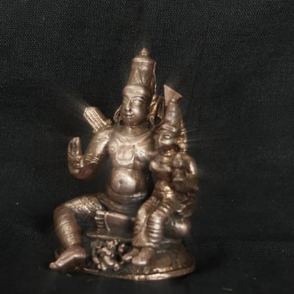 Brown_Copper_God_Idols_Ram_And_Seeta_I,_2.3_Inches,_160G,_Patina_Antique_Finish,_Pack_Of_1_Piece