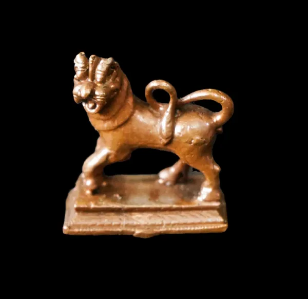 Brown_Copper_God_Idols_Lion_I,_2.1_Inches,_150G,_Patina_Antique_Finish,_Pack_Of_1_Piece