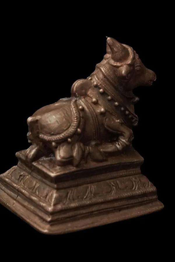 Brown_Copper_God_Idols_Nandhi,_2.1_Inches,_150G,_Patina_Antique_Finish,_Pack_Of_1_Piece