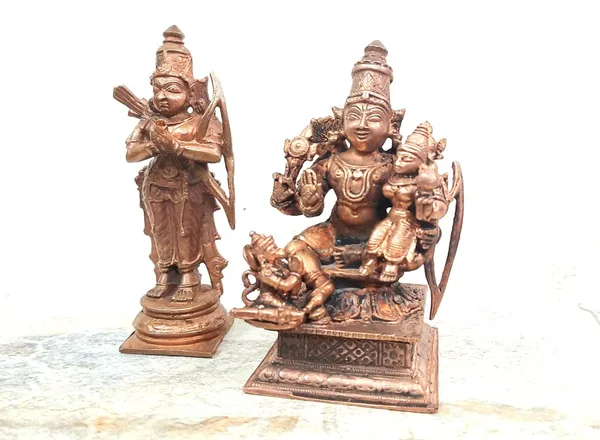 Brownish-Orange_Copper_Idolsby,_9_Cm,_Handmade_Ram_Darbar_575G,_Patina_Antique_Finish,_Pack_Of_1_Piece