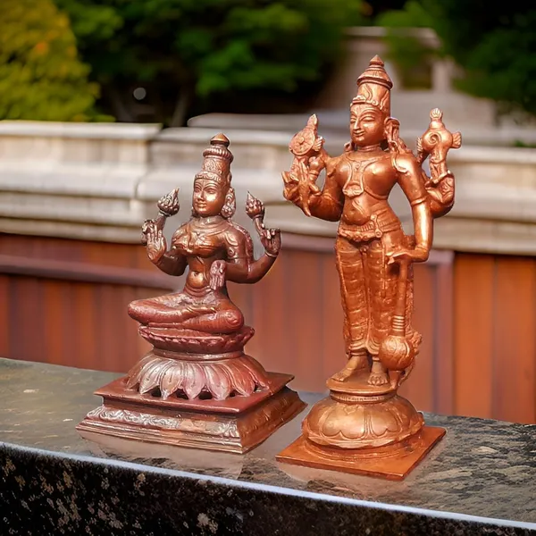 Brown_Copper_Idols_Of_God_Srinivasa_Perumal_With_Mahalakshmi,_6_Inches,_1.3_Kg,_Patina_Antique_Finish,_Pack_Of_2_Piece