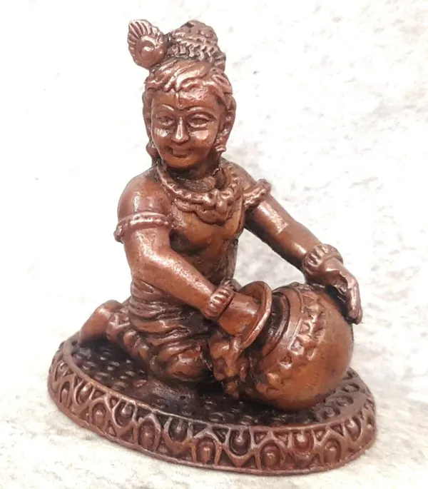 Brownish-Orange_Copper_Idols_India,_1.8_Inches,_Sri_Krishna_Culture_Krishna_Idol_Sitting_And_Stealing_Butter,_85G,_Patina_Antique_Finish,_Pack_Of_1_Piece