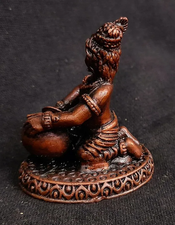 Brownish-Orange_Copper_Idols_India,_1.8_Inches,_Sri_Krishna_Culture_Krishna_Idol_Sitting_And_Stealing_Butter,_85G,_Patina_Antique_Finish,_Pack_Of_1_Piece